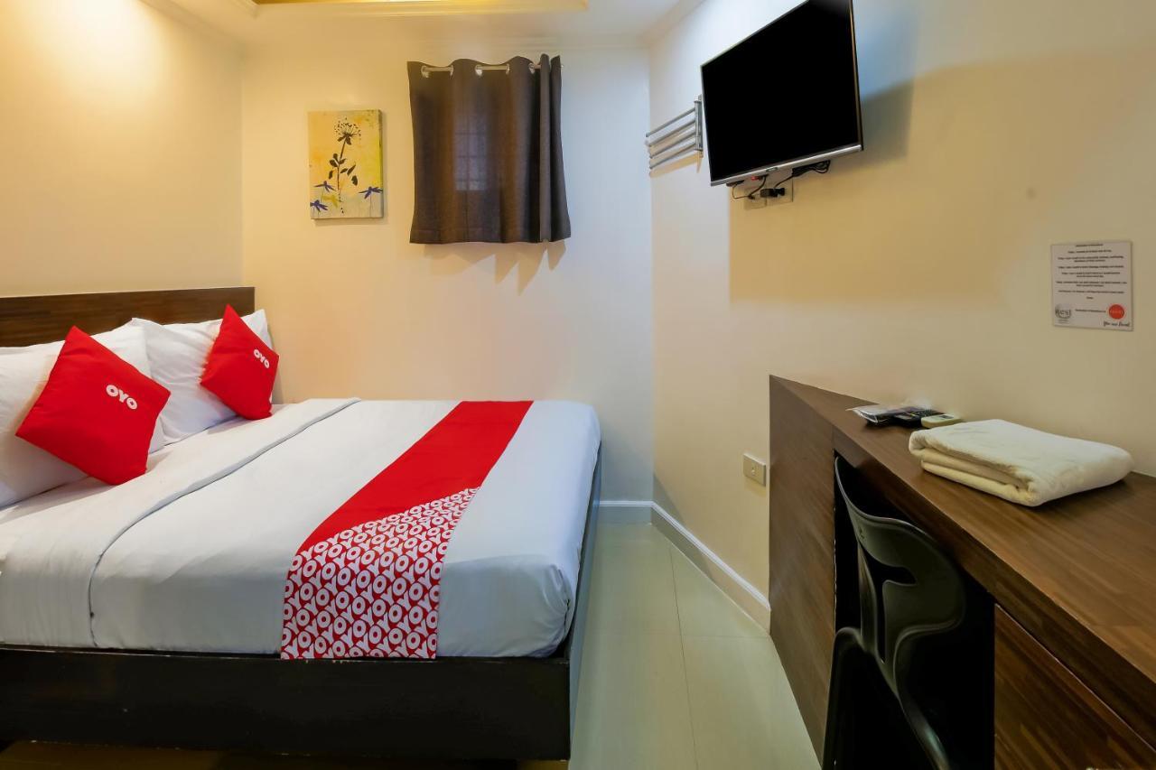 Capital O 860 Nest Nano Suites Makati Makati City Екстер'єр фото