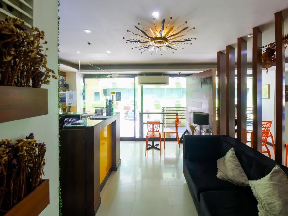 Capital O 860 Nest Nano Suites Makati Makati City Екстер'єр фото